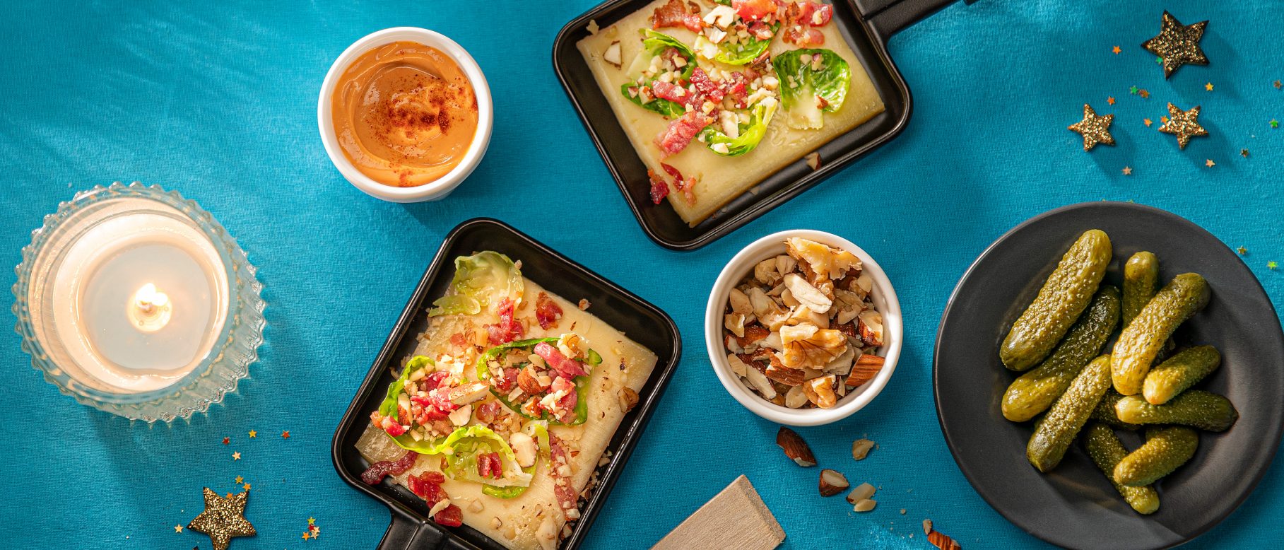 Beilage heißer Stein/Raclette: Raclettekäse mit Nüssen, Speckwürfeln ... Beilage heißer Stein/Raclette: Raclettekäse mit Nüssen, Speckwürfeln ...